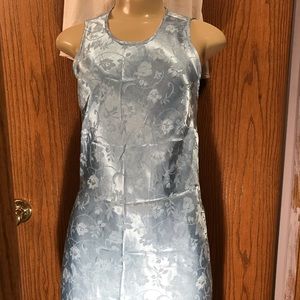 🍓2/$25🍓 Light blue Sheath keyhole dress